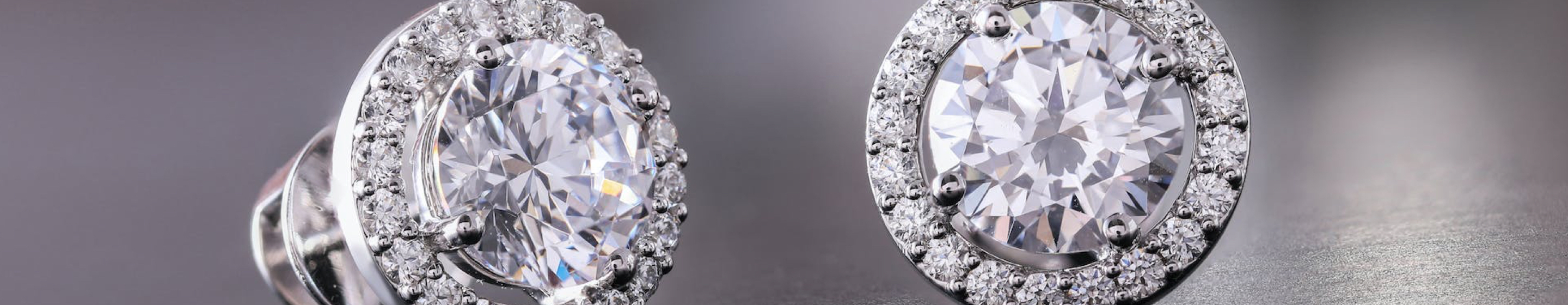 Know Before You Buy - Close-up of Diamonds